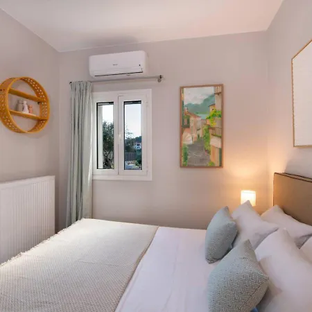 Tatil Evi Mareli - Beachside With Heated Pool *