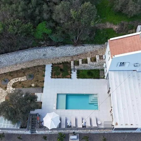 Mareli - Beachside With Heated Pool Holiday home Almyrida (Crete)