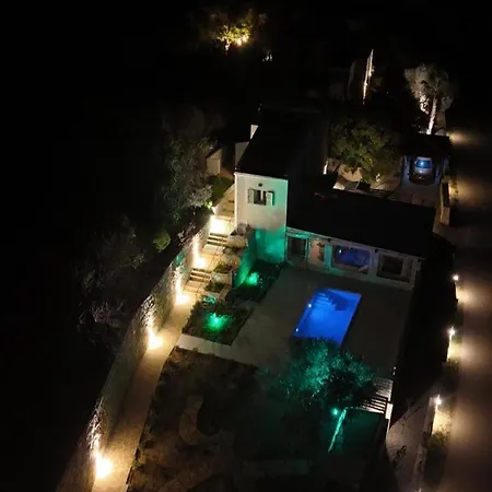 Holiday home Mareli - Beachside With Heated Pool *